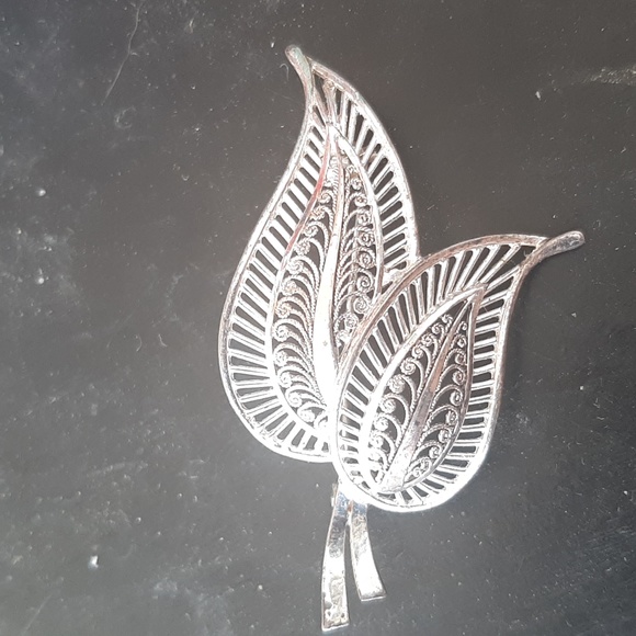 Antique sterling art deco leaf brooch - Picture 1 of 3